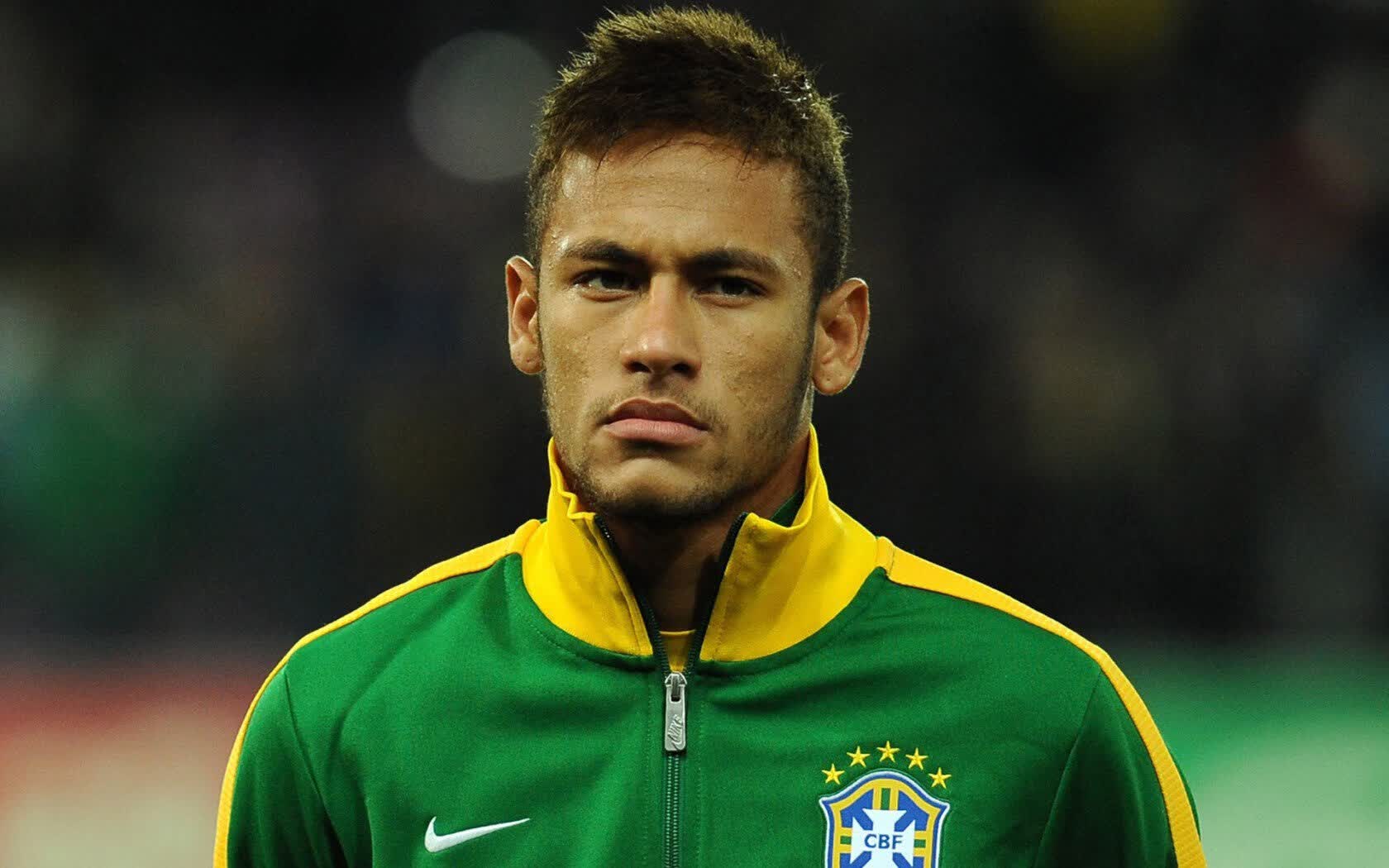 开云入口-VAR判罚再引争议，拜仁对阵多特蒙德，一粒点球撕裂的不仅仅是比分，VAR点球争议撕裂国家德比，拜仁多特之战再掀波澜